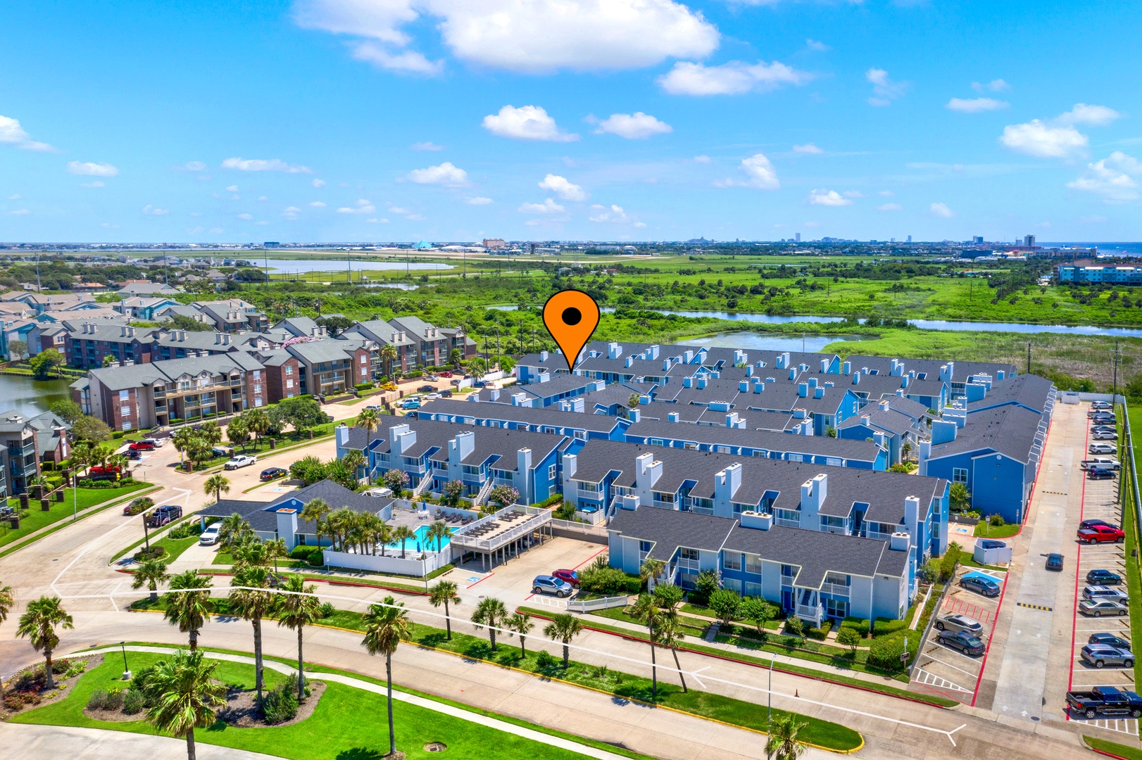 Aerial view of resort-style community amenities