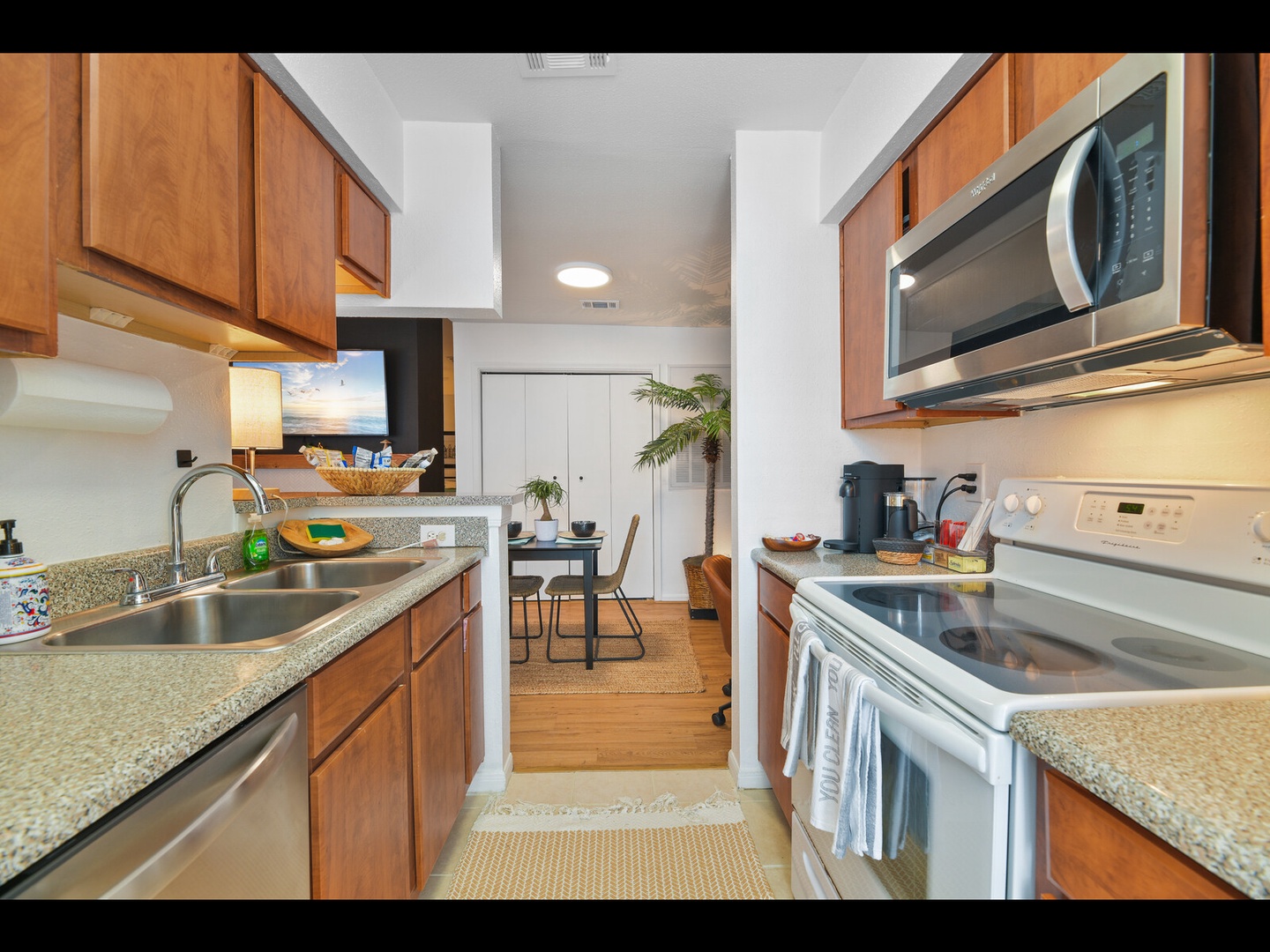 Fully equipped kitchen with cozy dining nook