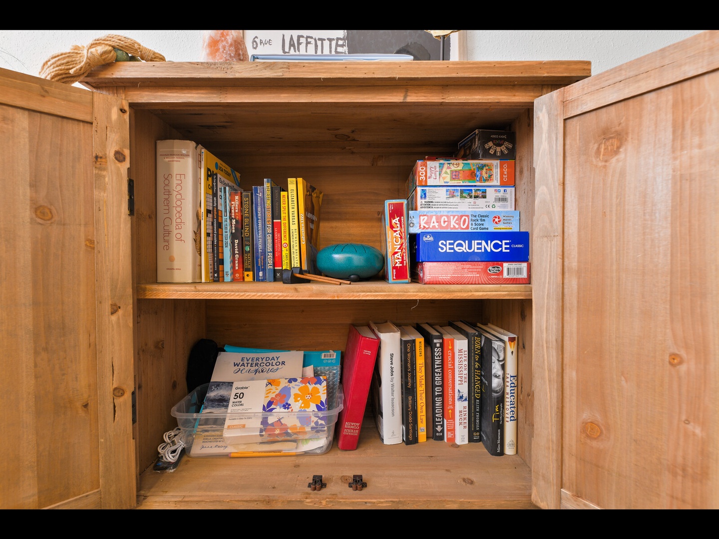 Fun-filled evenings with games and books