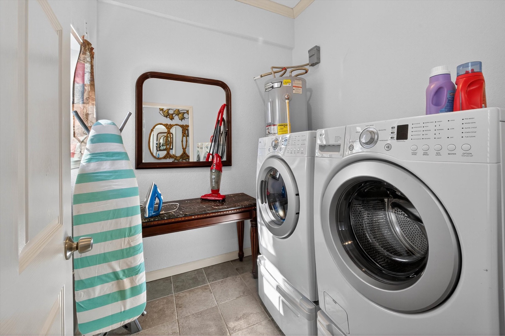 Your dedicated laundry room keeps vacation packing light—fresh clothes ready whenever you need them.