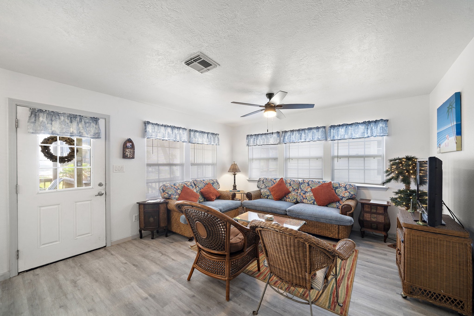 living room where you can relax after a lovely day at the beach