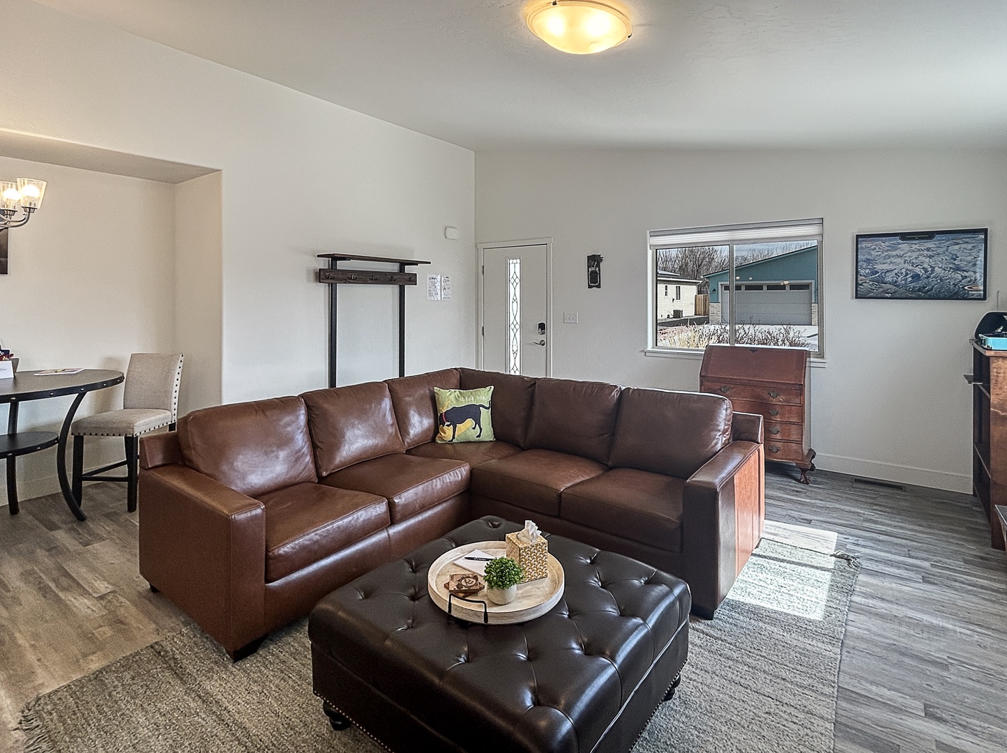 Spacious, comfy living room