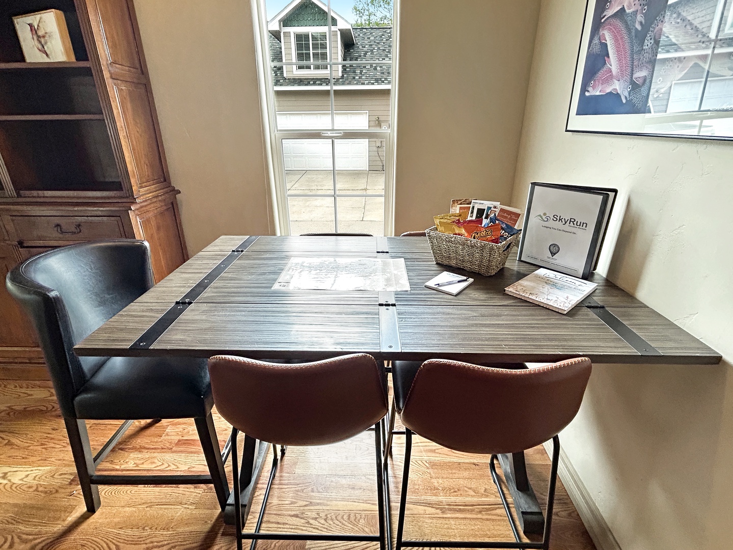 Additional seating and a Welcome Basket with snacks for our guests