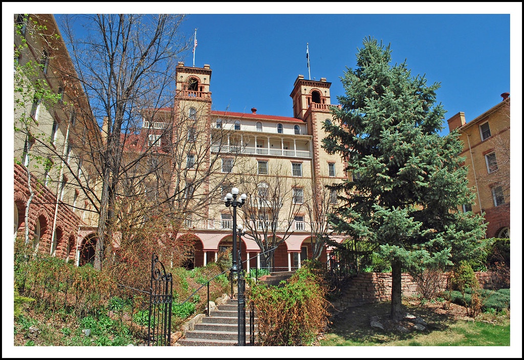 The historic Hotel Colorado offers timeless architecture and mountain-town elegance.