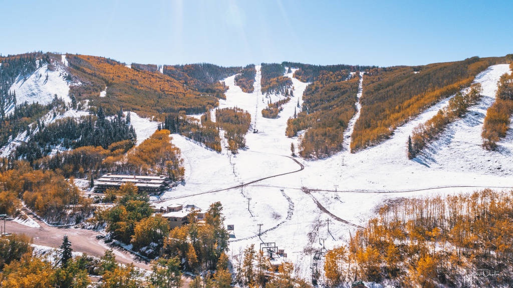 Sunlight Mountain Resort your gateway to affordable, family-friendly skiing near Glenwood Springs.