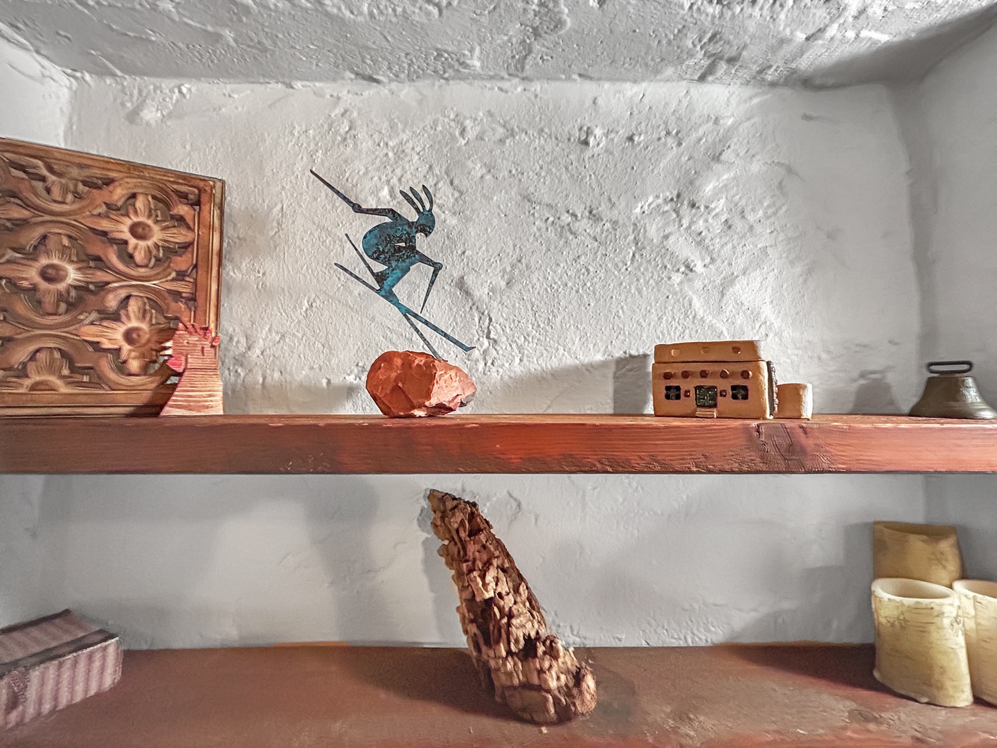 Discover charming handcrafted details.