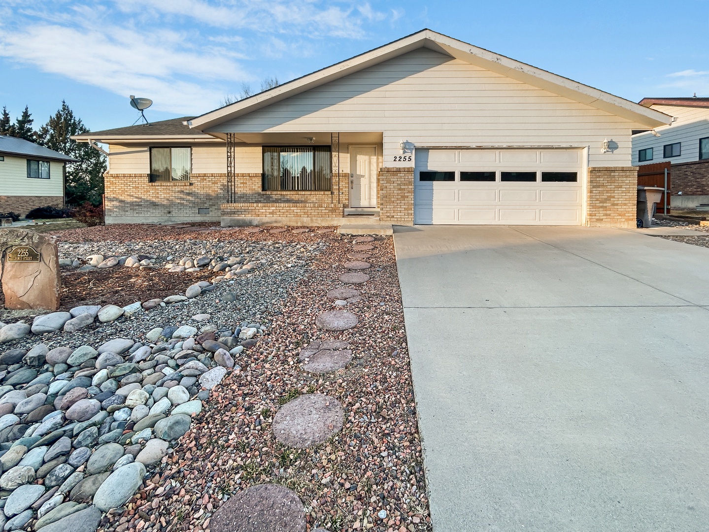 2 car garage available for guest use