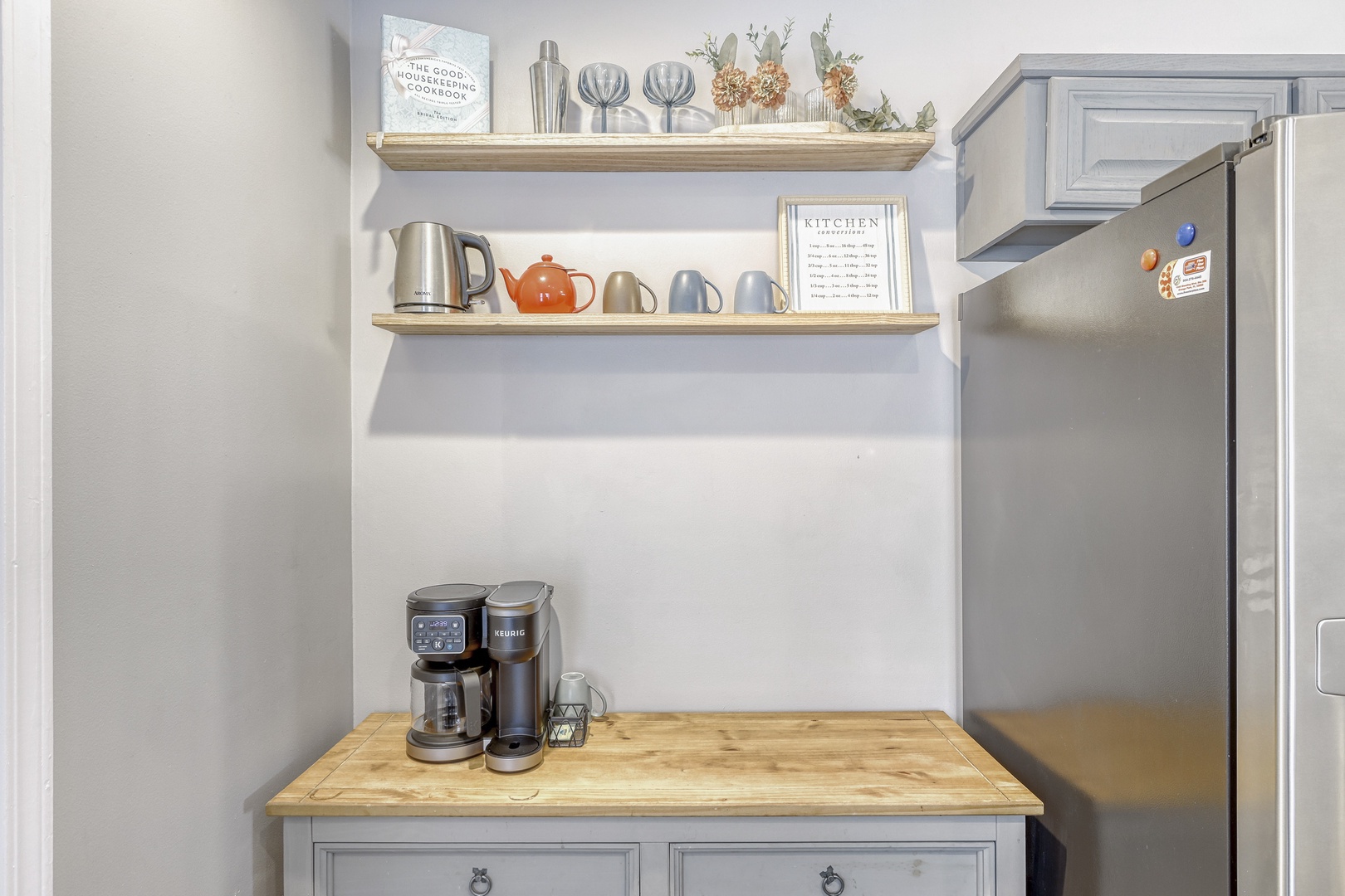 Keurig and drip coffee combo.