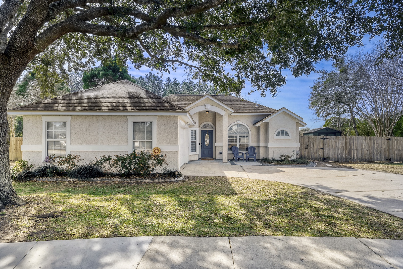 Charming Florida pool home.