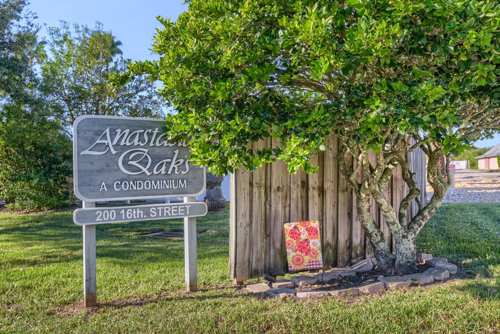 Entrance sign for Anastasia Oaks, a condominium community