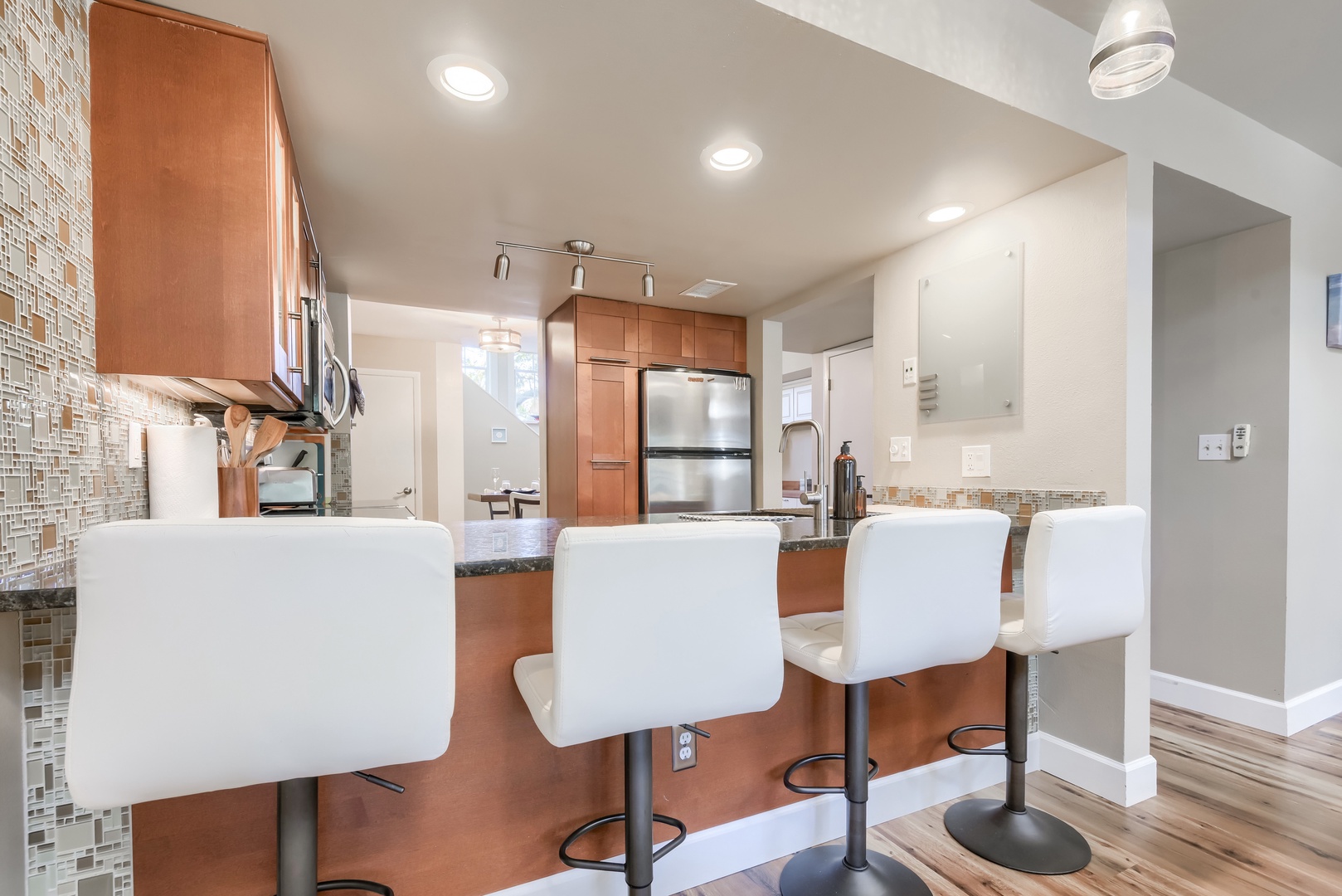 Breakfast bar seating for four, perfect for morning coffee and snacks