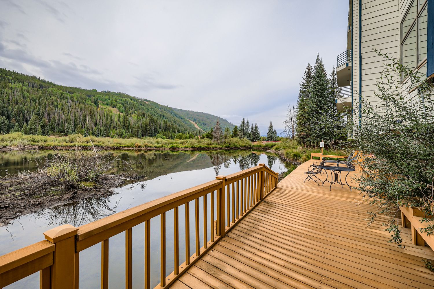 Deck