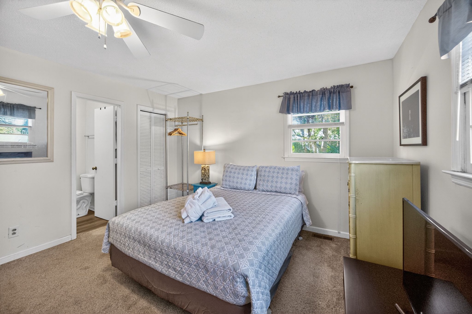 Second Bedroom - Queen Bed & Twin Over Twin Bunk