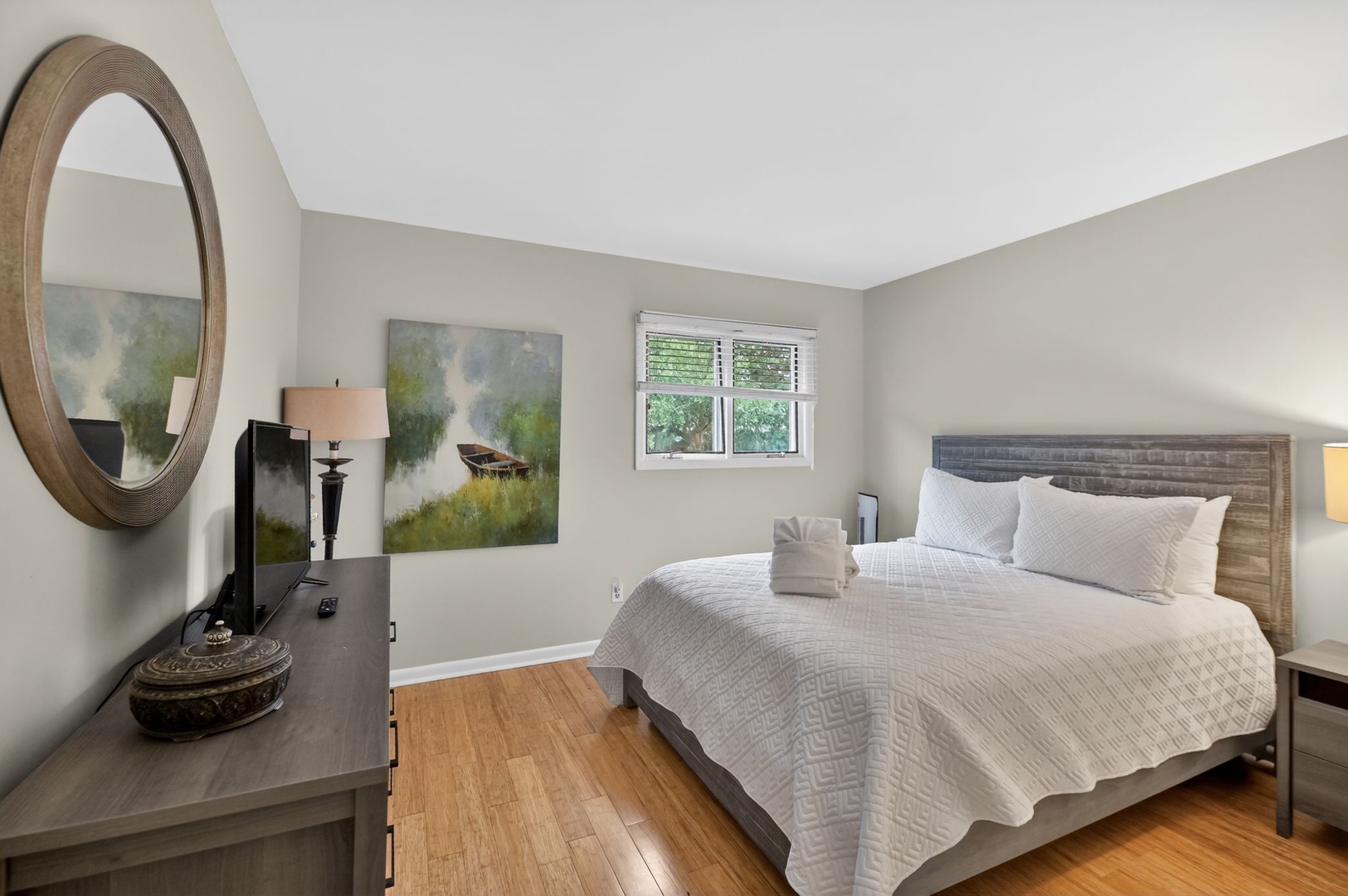 Bedroom Two - King Size Bed