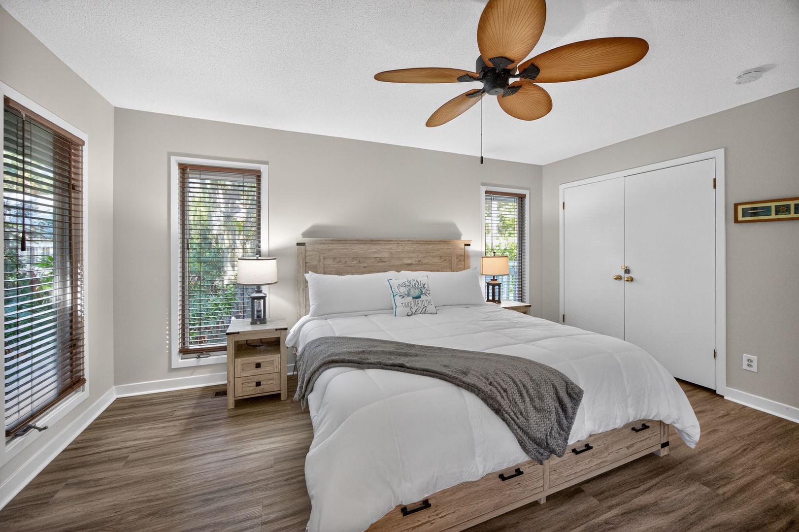 Primary Bedroom - King Bed, Ensuite Bath, TV