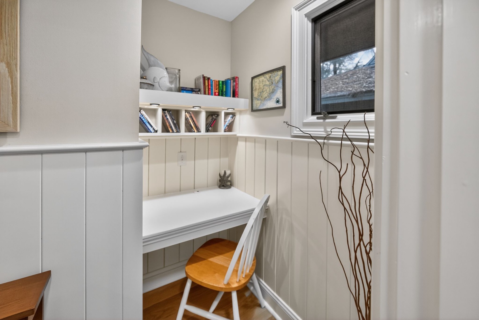 Work Space 2 - Hallway