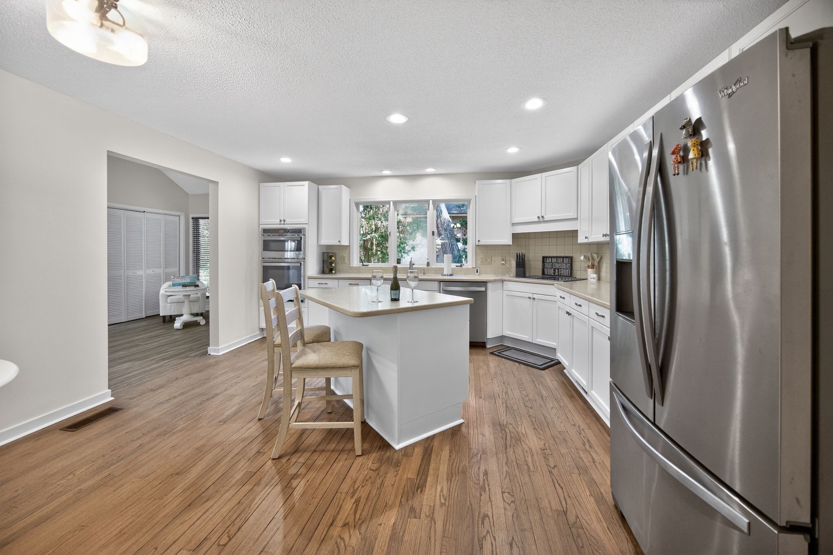 Kitchen - Fully Stocked Kitchen, Breakfast Bar For 2