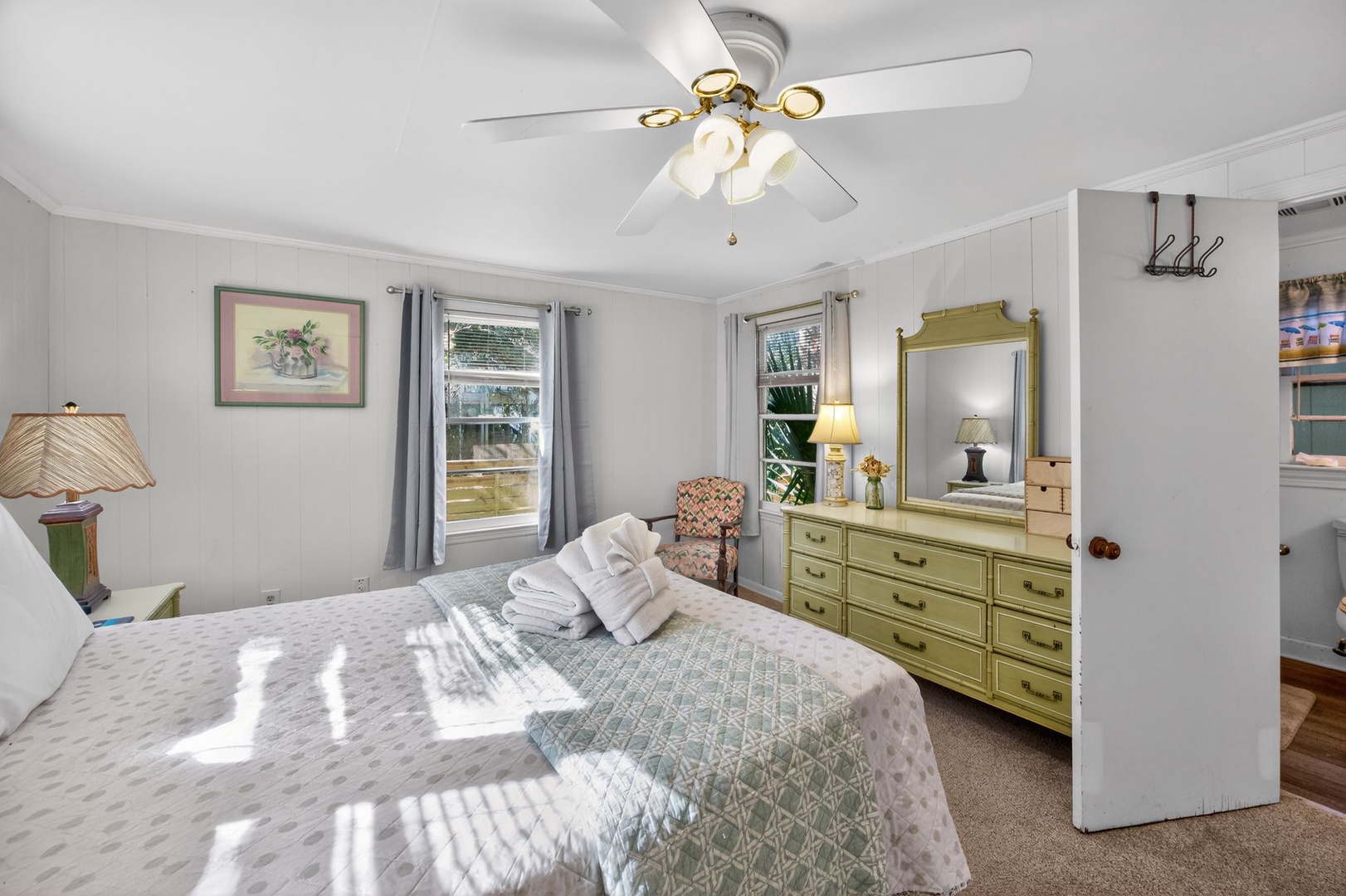 Primary Bedroom - Queen Bed, Ensuite Bath