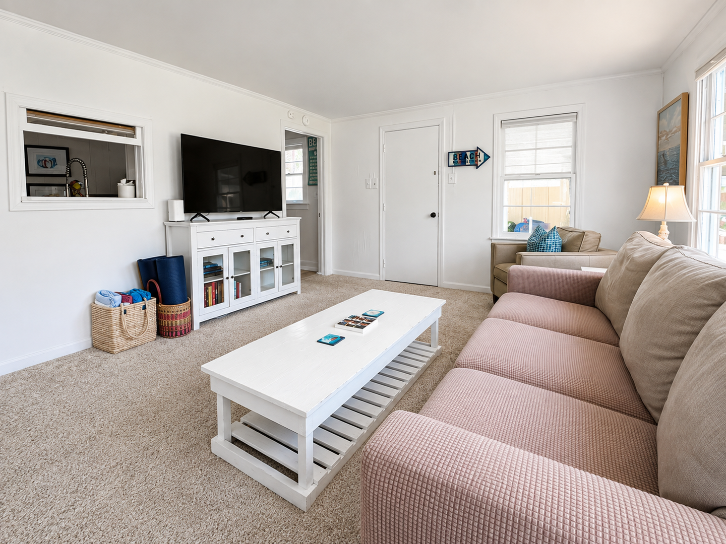 Living Room - Smart TV