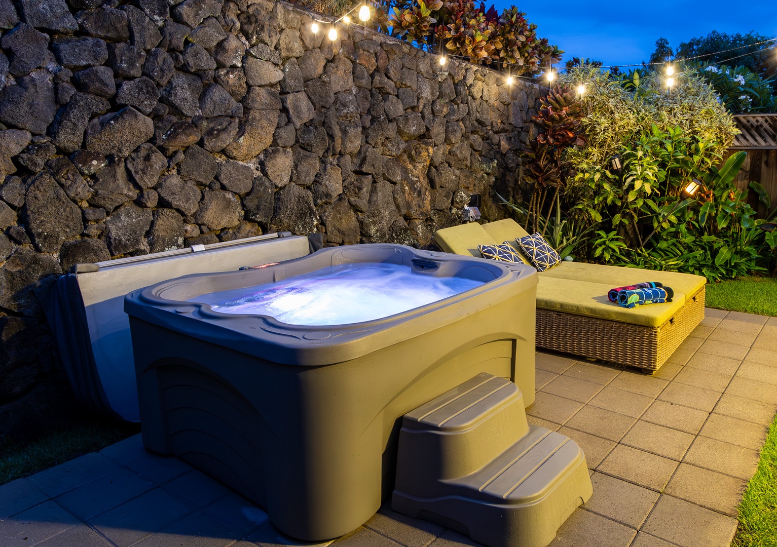 Hot Tub E2