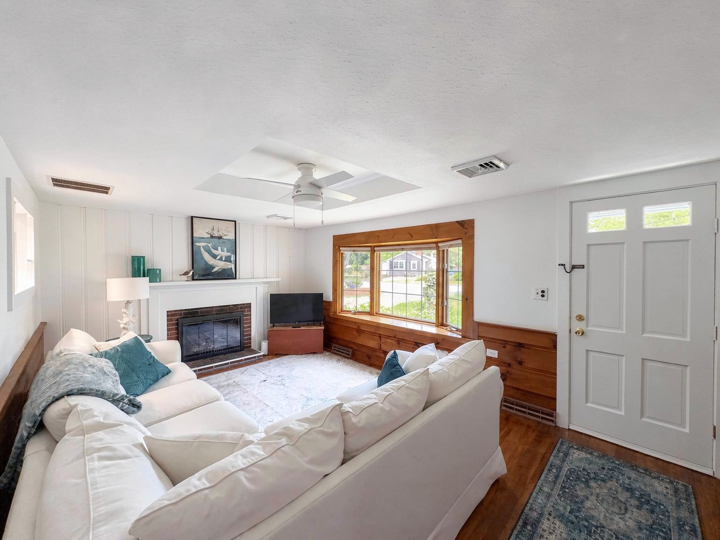 10-interior_living_room_1