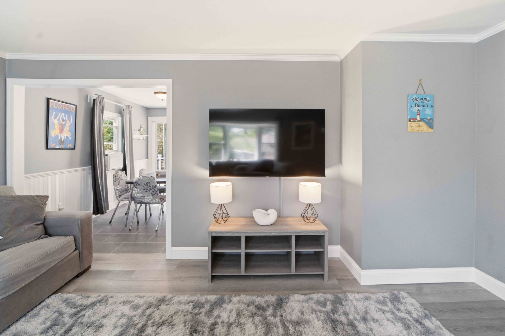 wall mounted smart TV