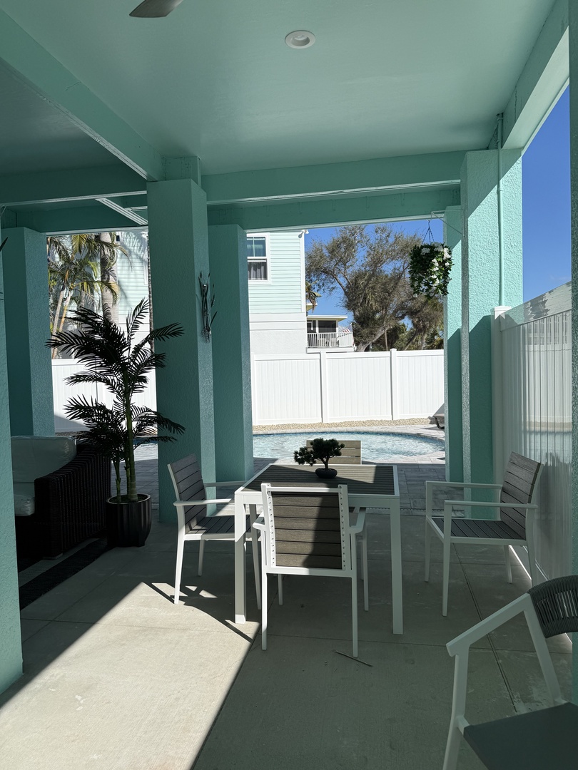 Step onto your private balcony and breathe in the ocean breeze as you gaze across turquoise waters to the horizon.