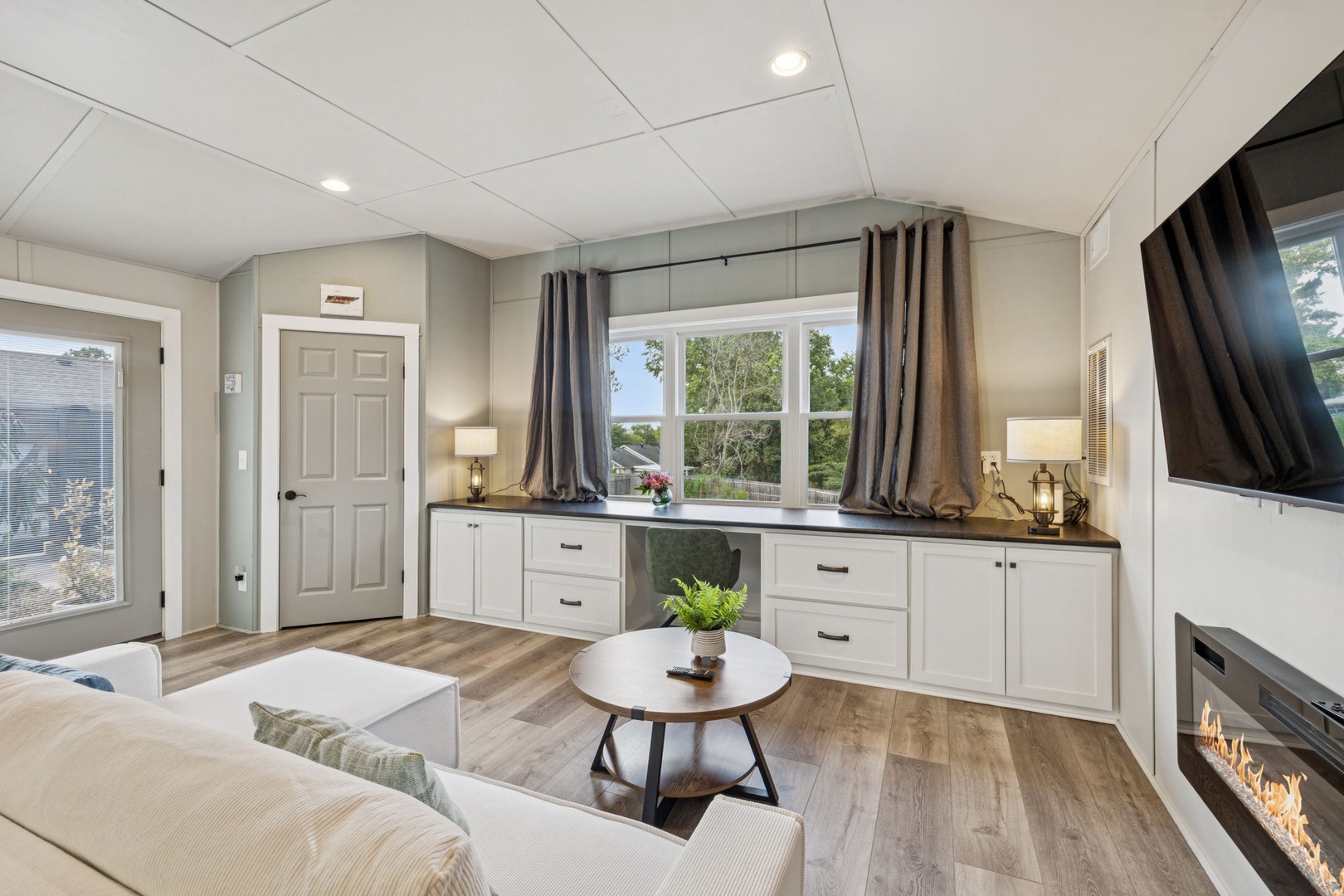 Cheerful Hideaway - Studio *Near Old Hickory Lake