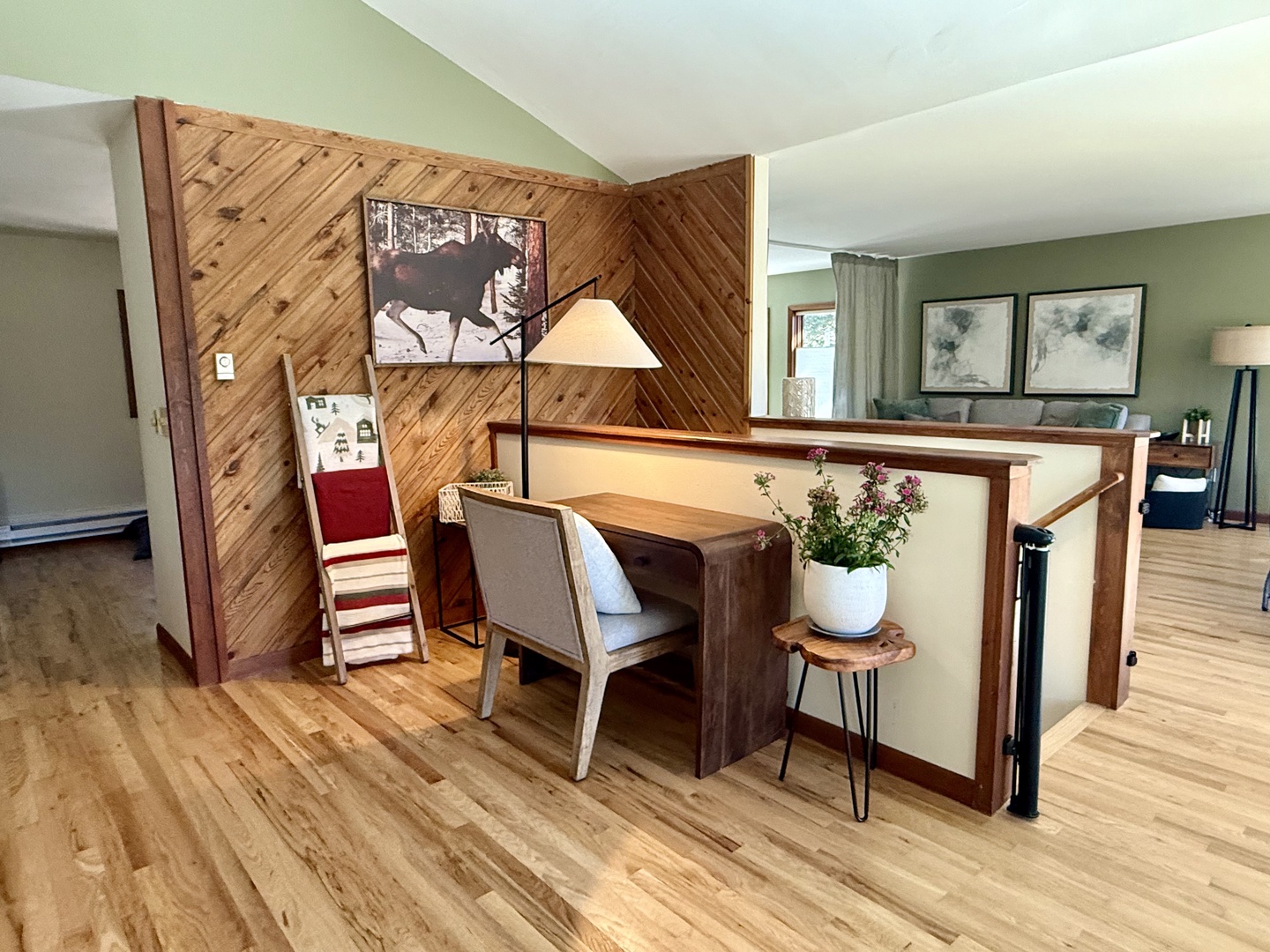 The perfect space for remote working! Convenient office desk space for you to use during your stay!