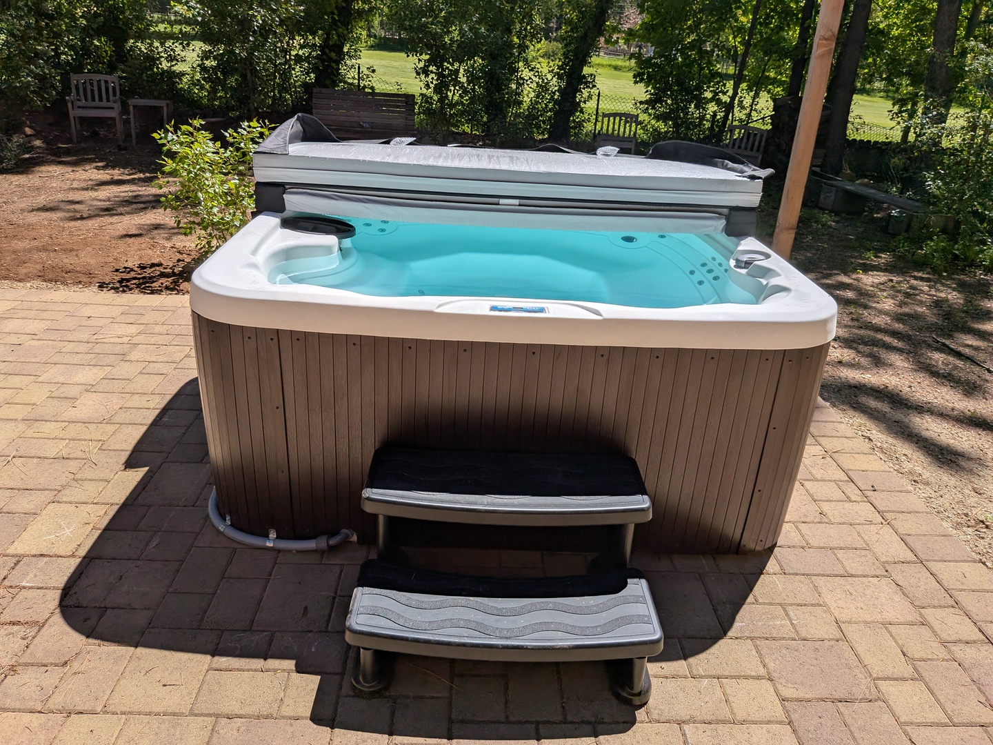 Brand new 6-person hot tub awaits you on the back patio for a night under the stars.
