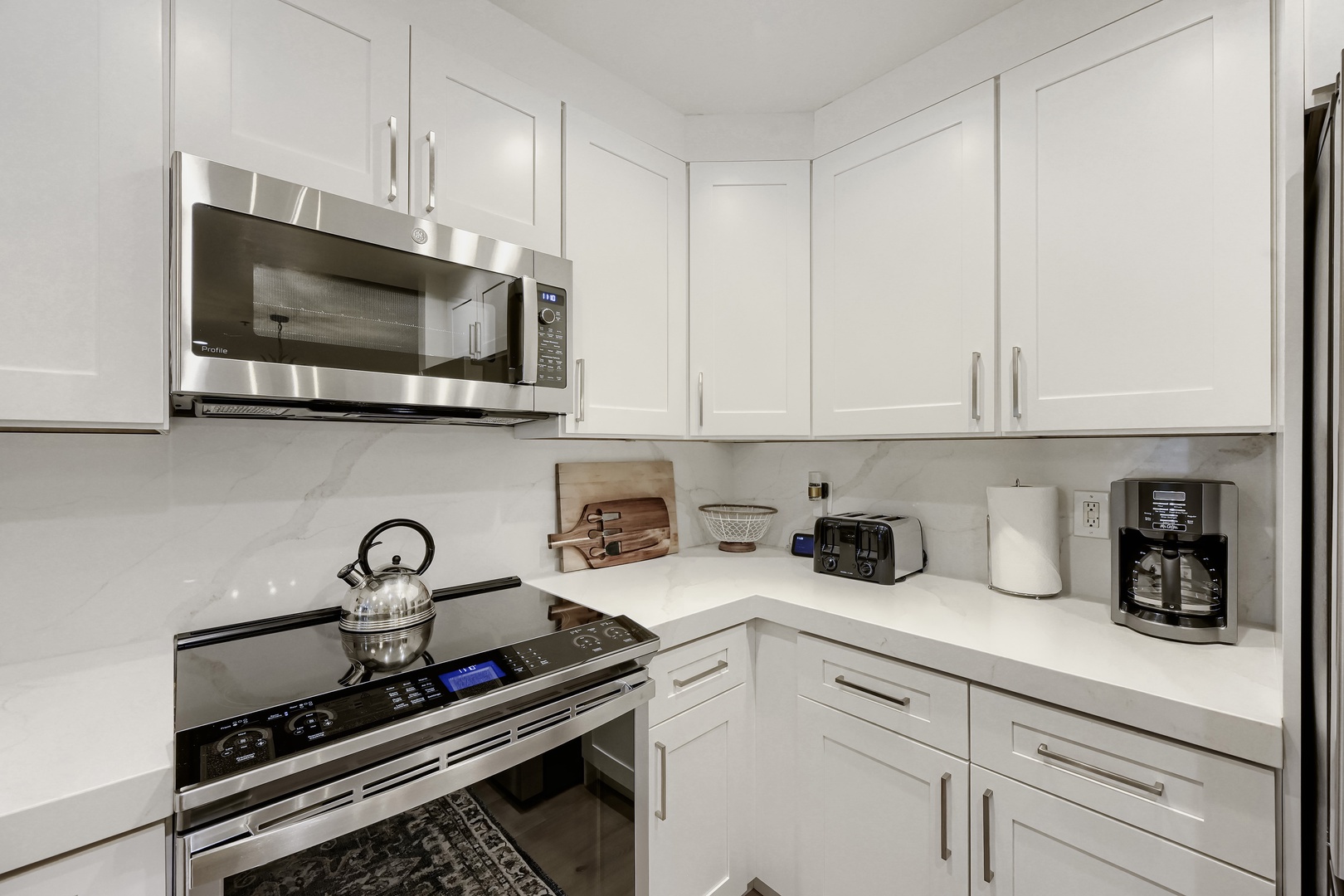 1375 Woodside Avenue #203  Kitchen
