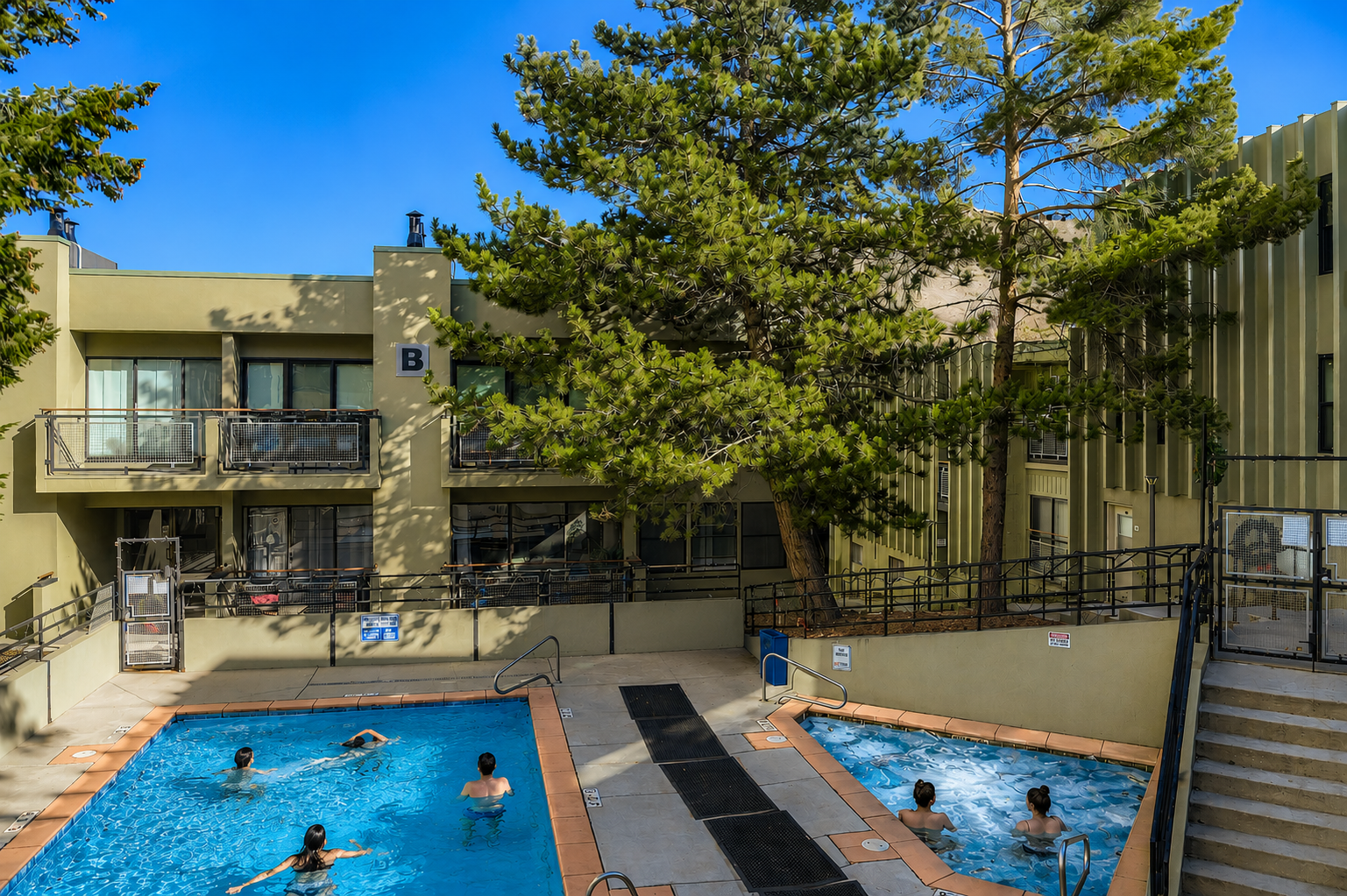 community pool and hot tub