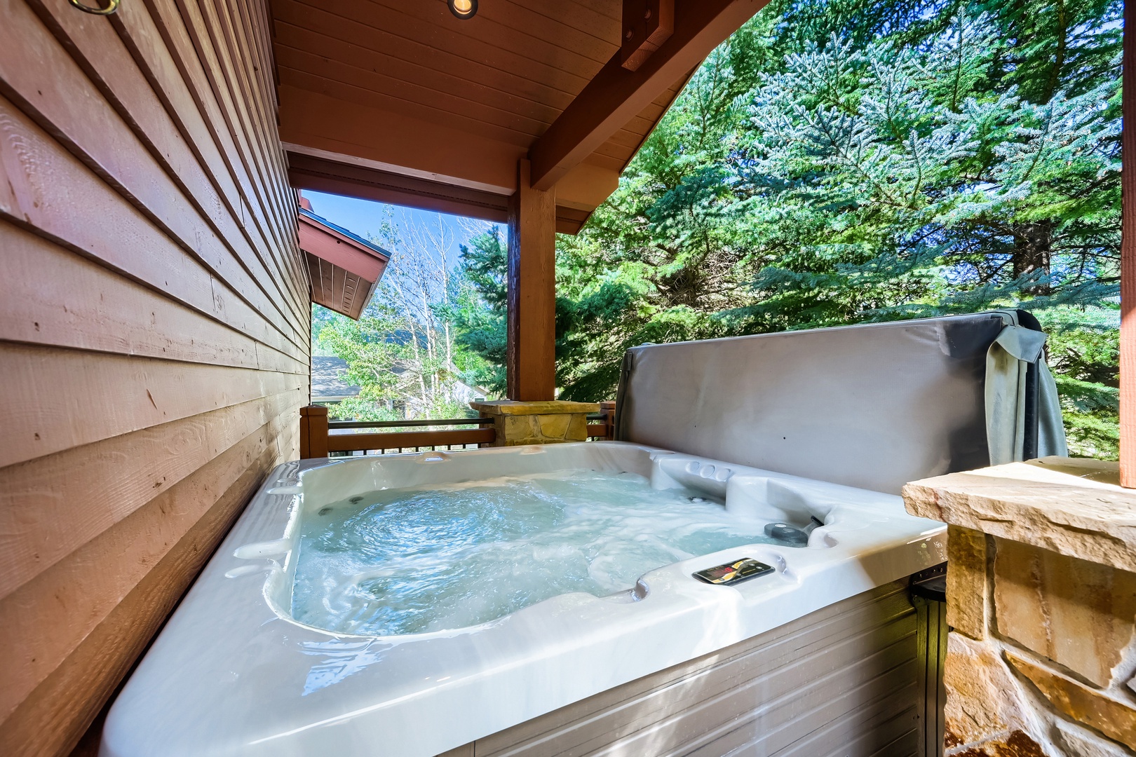 Large Hot Tube for Unwinding and soothing your muscles or escaping the winter cold.