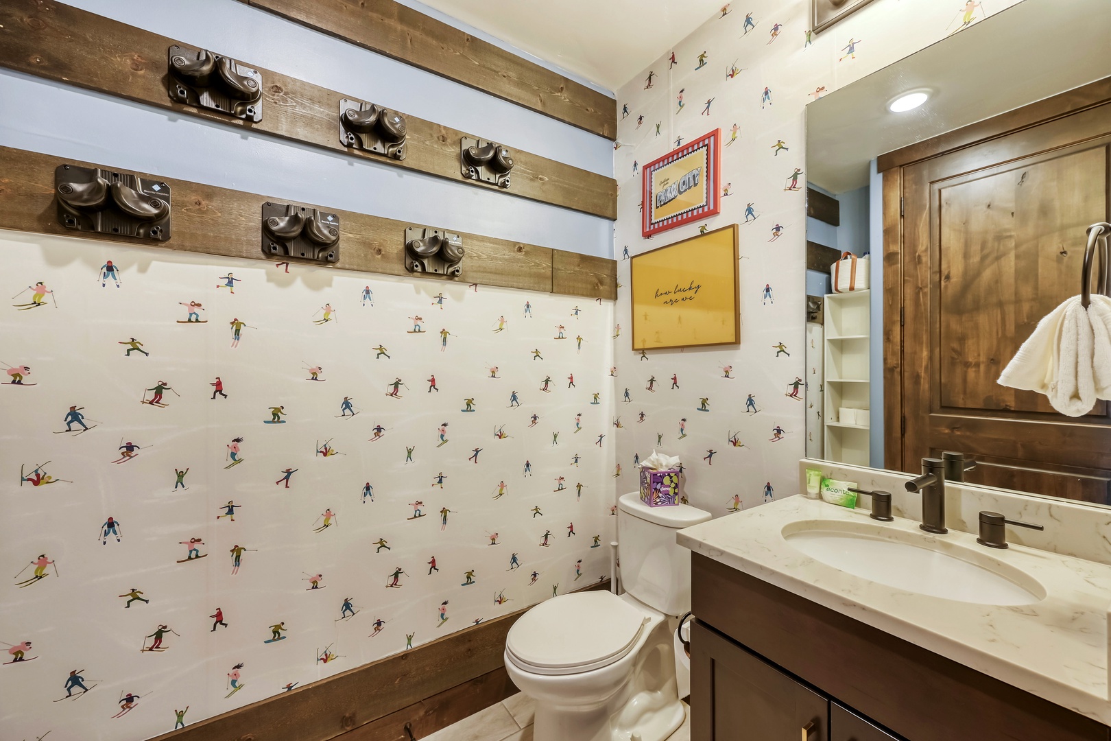 3751 Blackstone Drive 3K - Print Quality - 029 - 29 Bathroom
