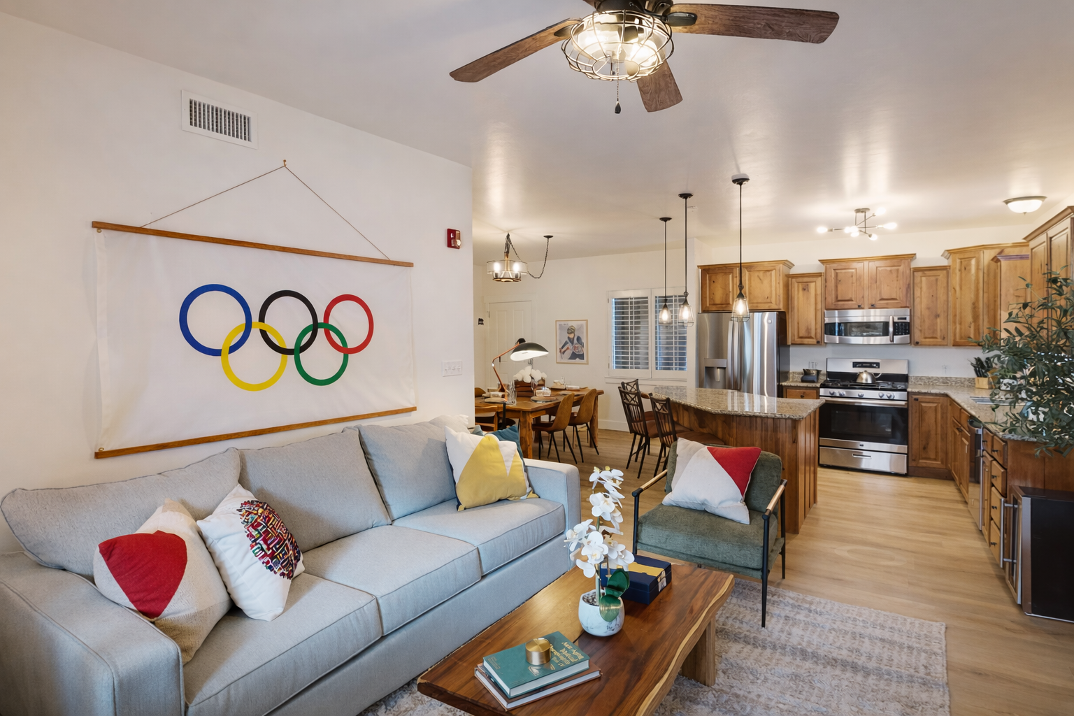 Relax in this stylish Park City retreat featuring a cozy stone fireplace, Olympic-themed decor, and mountain-view balcony. Just minutes from Canyons Village with access to a private clubhouse.