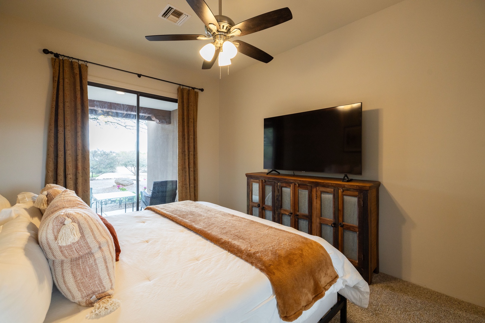 King Bedroom 2