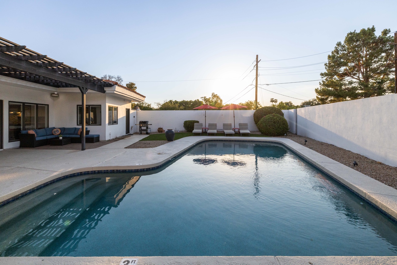Yup, Heated Pool at no extra cost