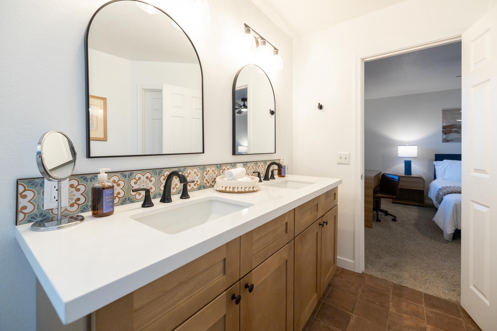 Master ensuite Bathroom