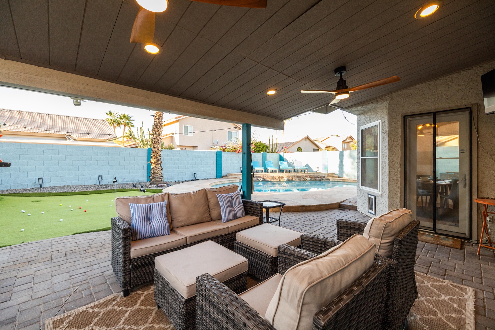 Overlook the pool