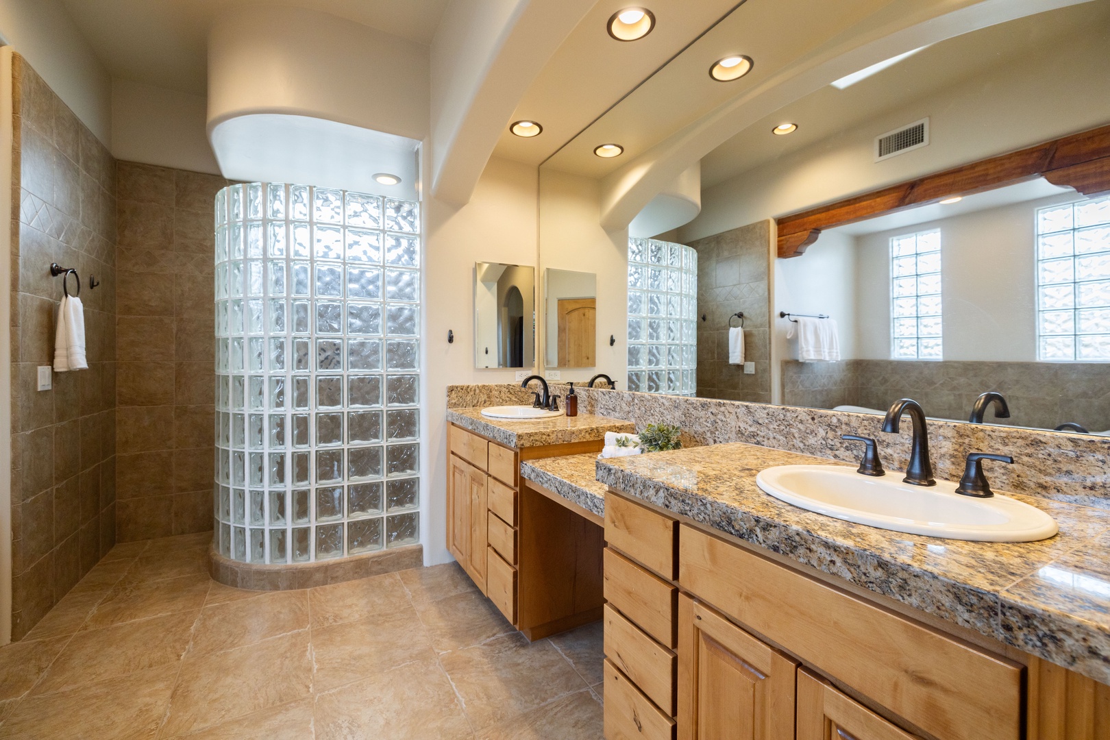 Master ensuite Bathroom