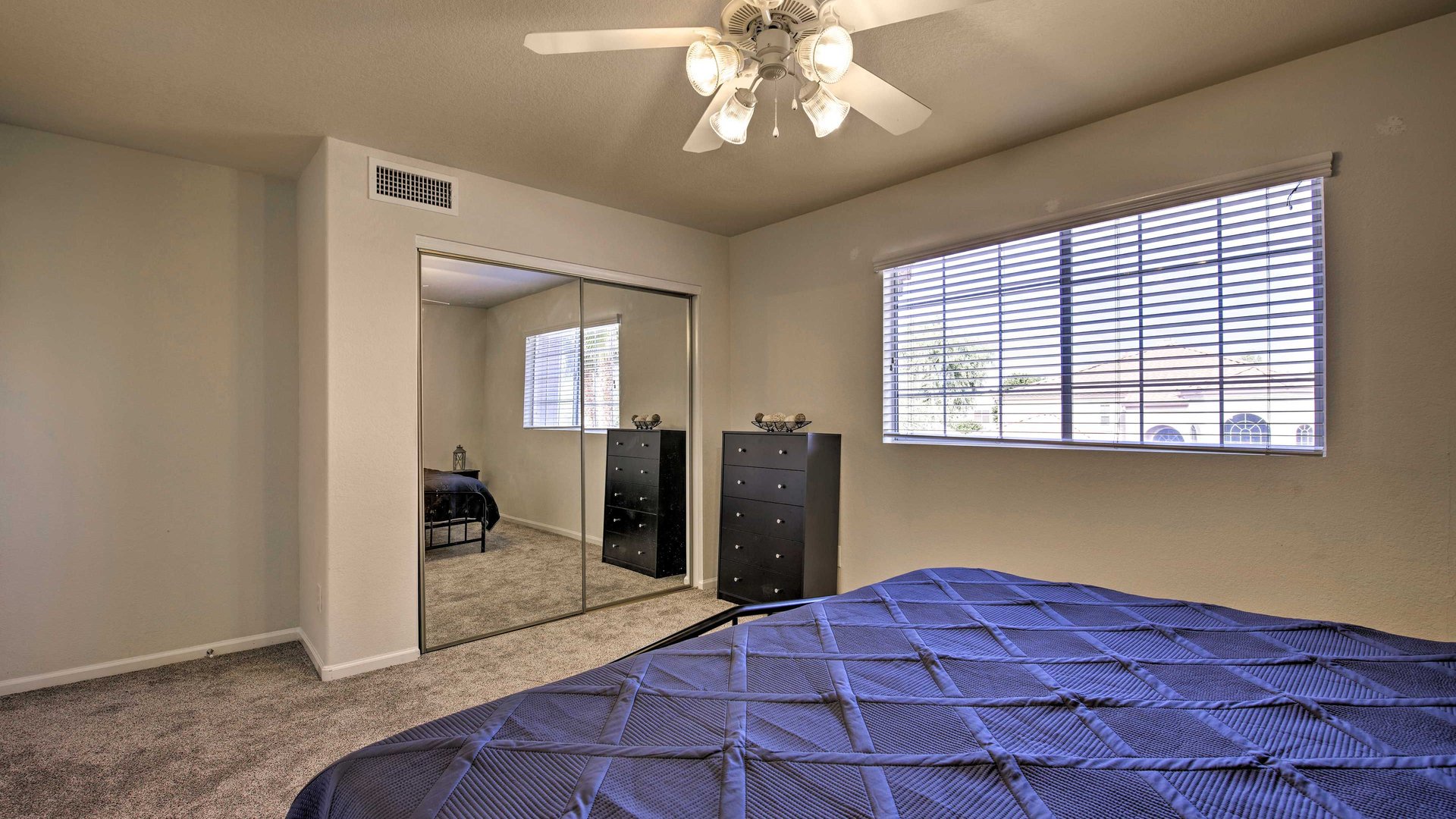 Wake up refreshed in your 2nd spacious King bedroom