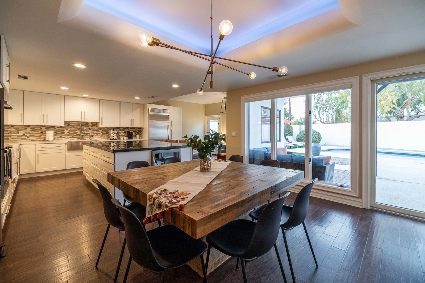 Kitchen Dining table