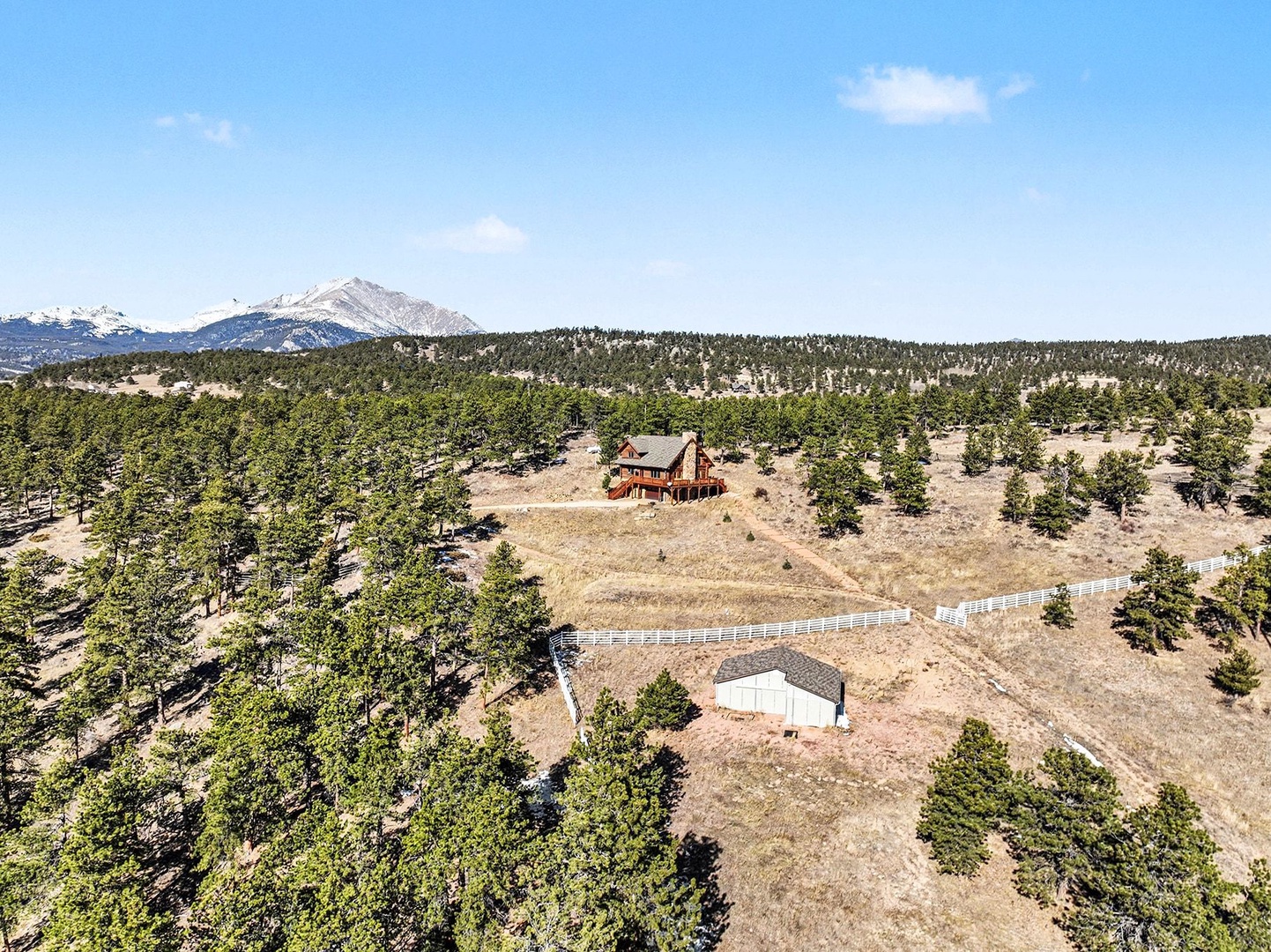 This aerial view of our beautiful property shows the peace and seclusion you will experience during your stay. Yet close enough to town and the National Park!