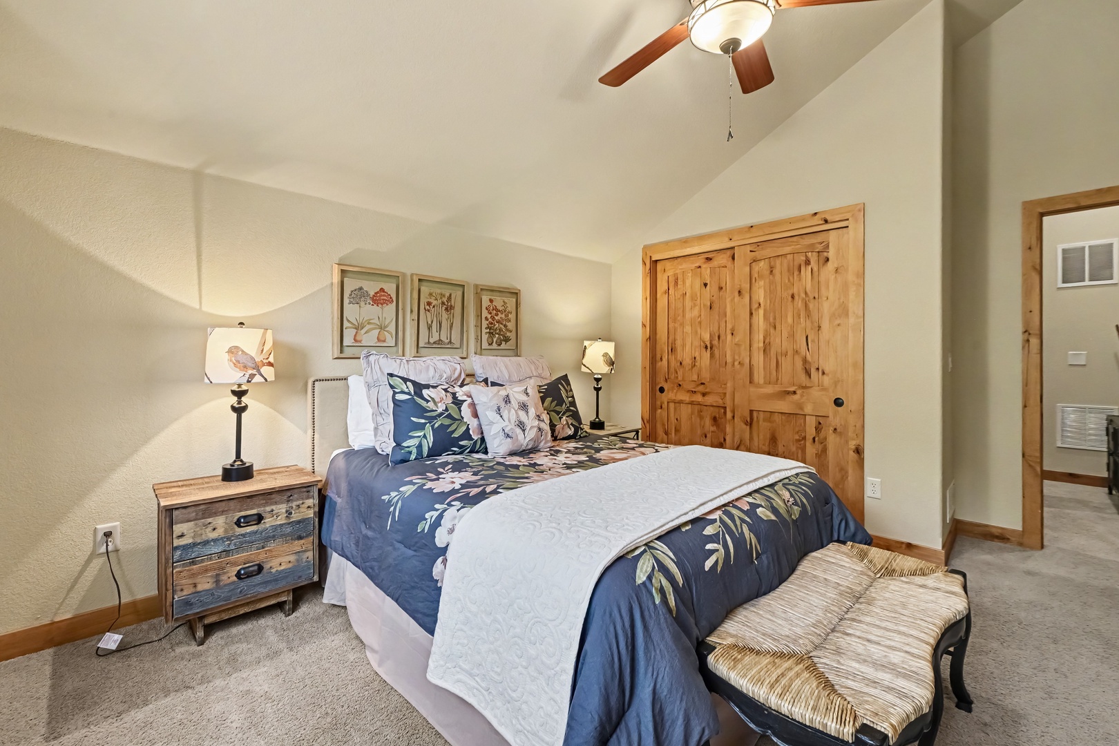 Queen bedroom upstairs.