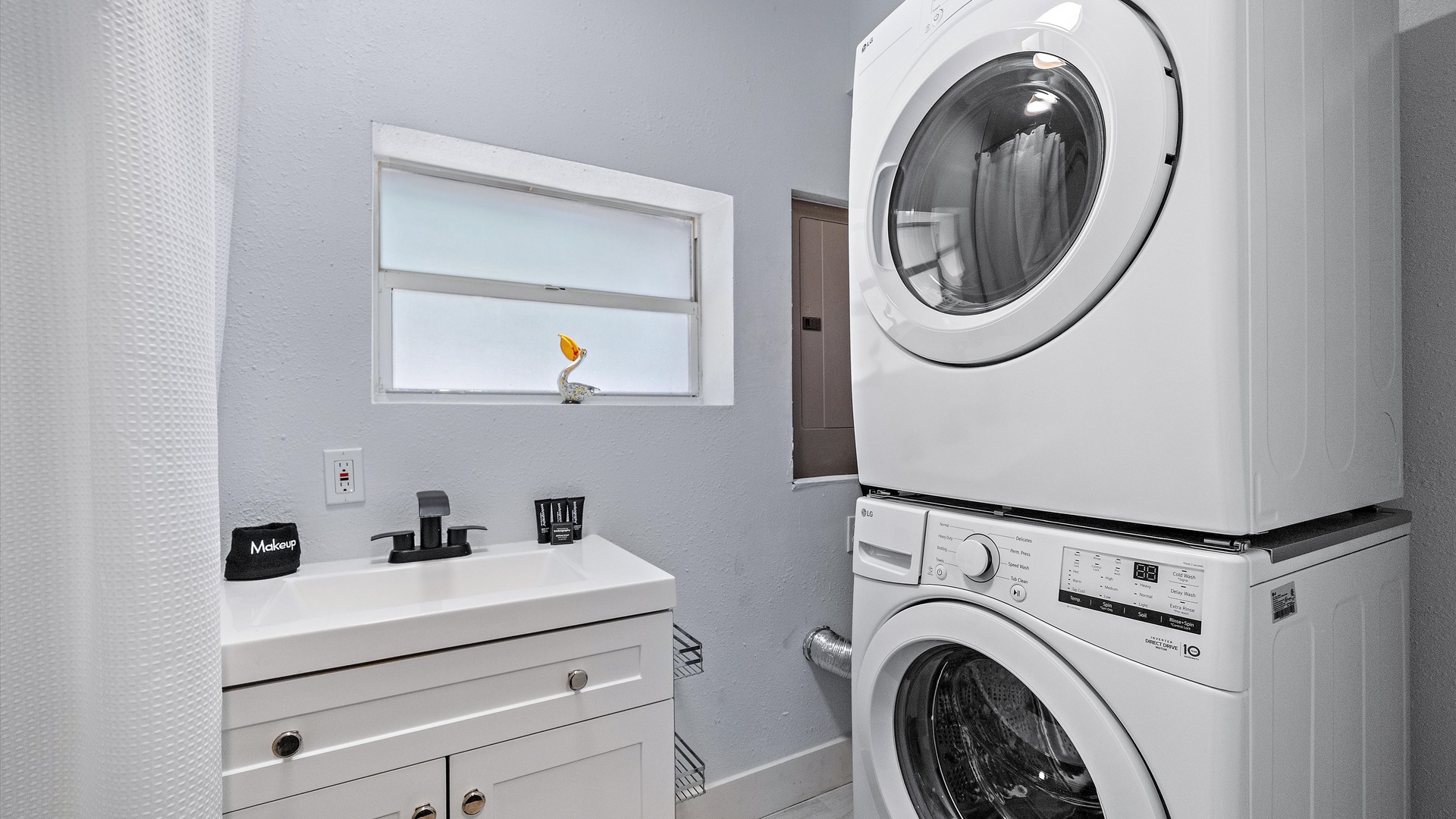 Your in-unit washer and dryer make it easy to pack light and keep your clothes fresh throughout your stay.
