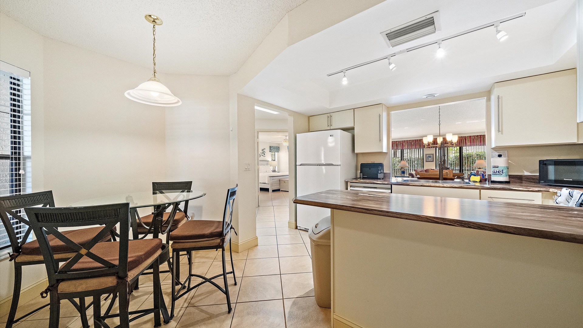 Gather around the spacious kitchen and dining area, where you can cook homemade meals and share stories over breakfast, surrounded by natural light and modern comfort.