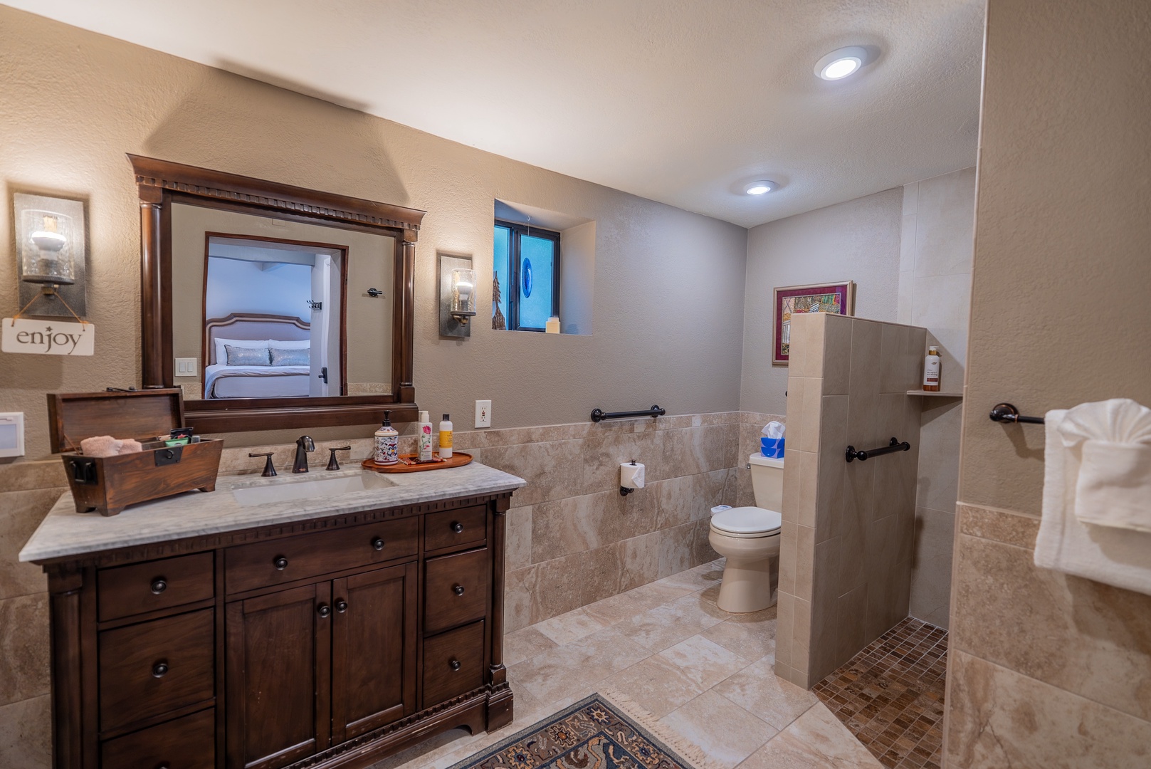 Second primary ensuite bath with its own bidet