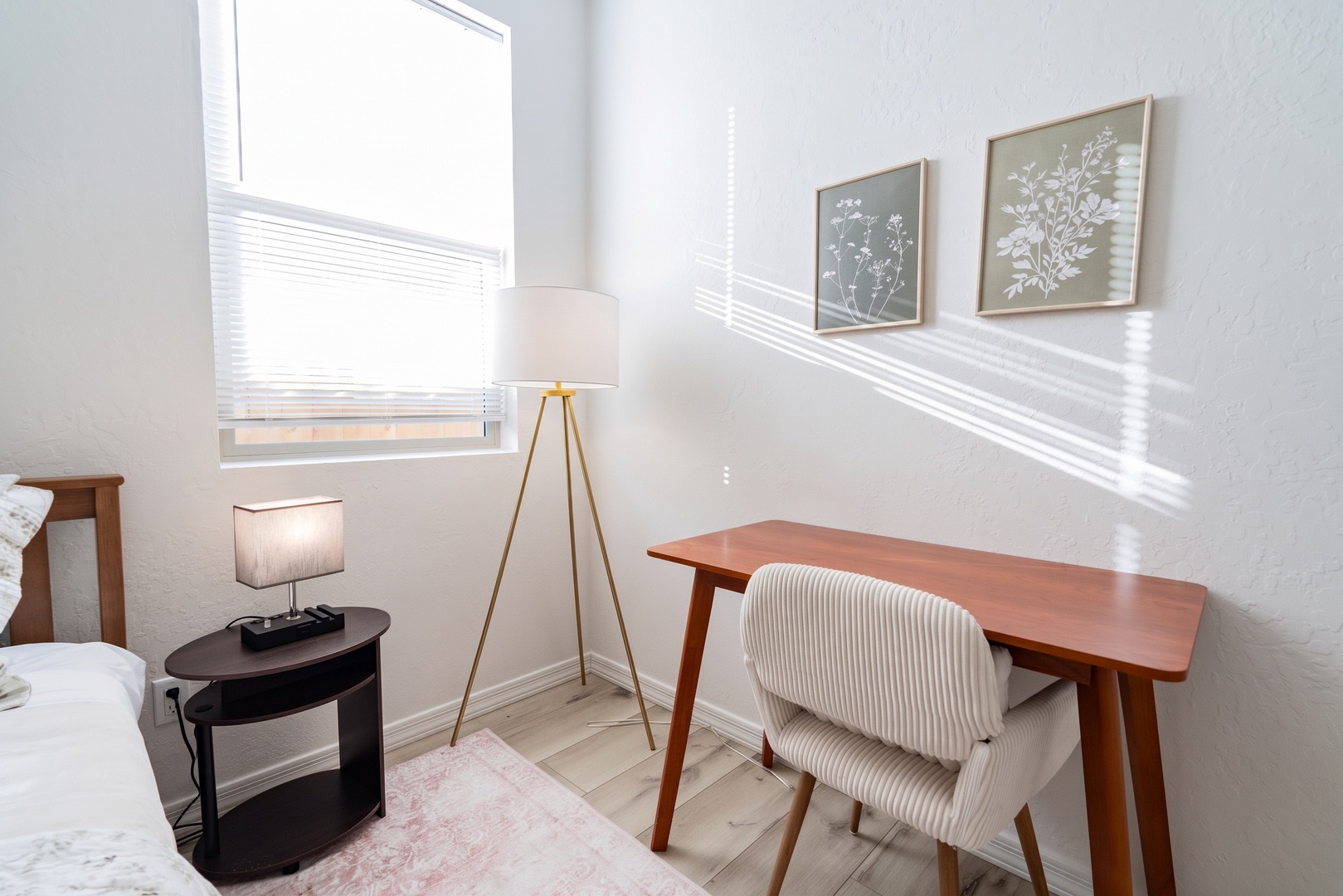 A second workspace is available in the bunk bedroom