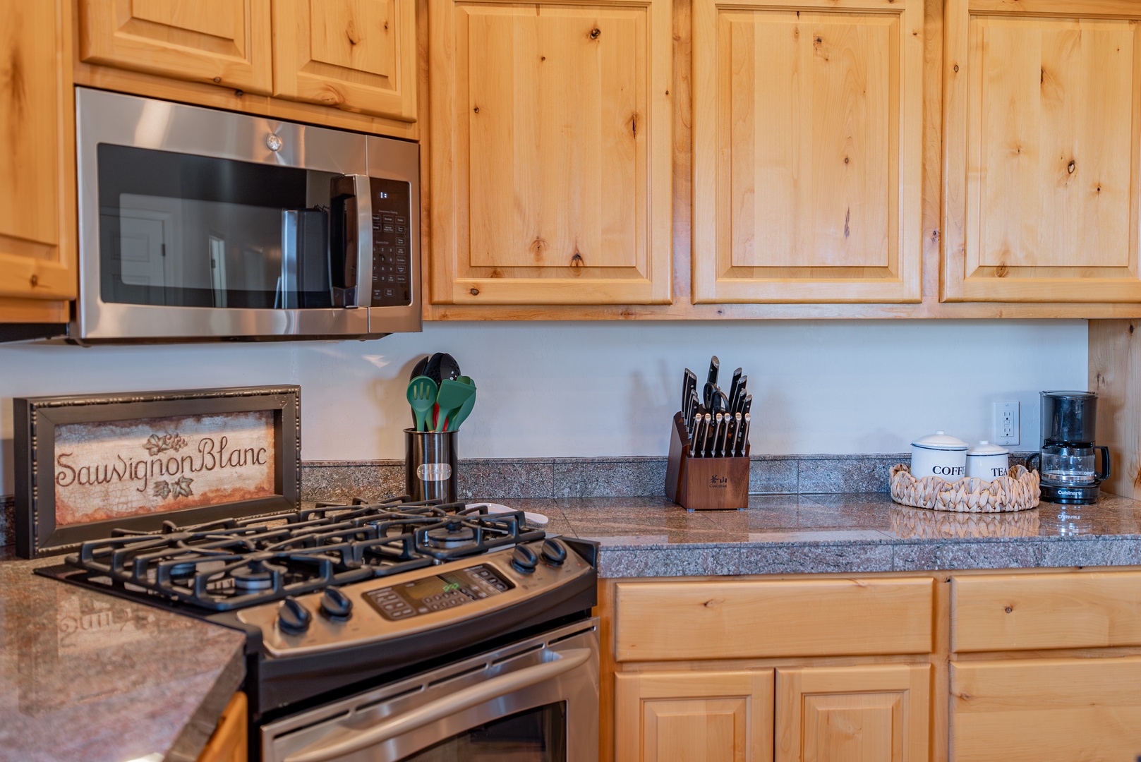 Your fully equipped kitchen has everything you need