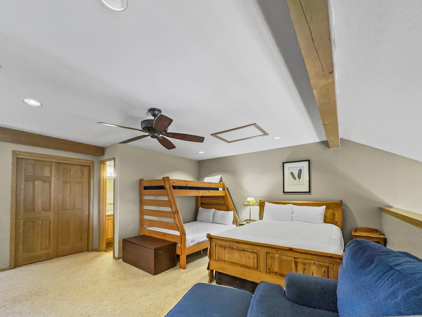 1667500660746B6_Frisco__charlie@skyrun.com90139_probr